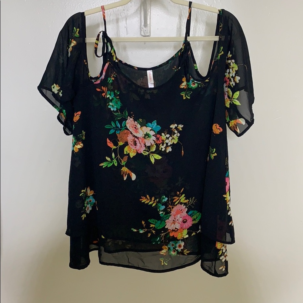 Cold Shoulder Floral Print Blouse